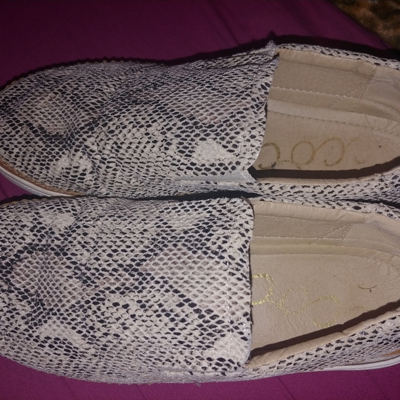 CCocci snake print loafers size 9 - Picture 3 of 3